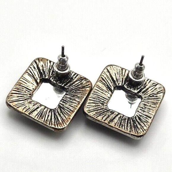 Vintage Golden-Green Stone Framed in Rhinestones Set in Silvertone Post Earrings - Picture 4 of 5